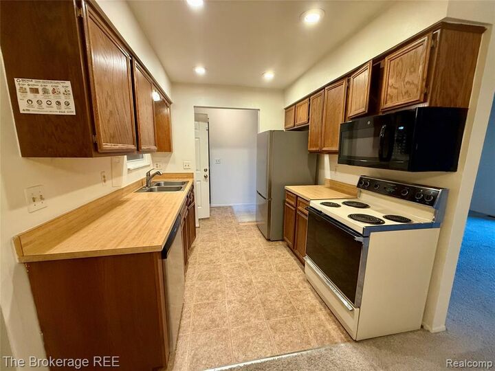 Property Photo: 37830 Erna Drive MI 48312 2504