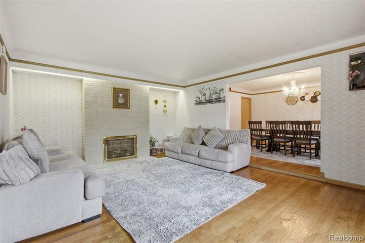 Property Photo: 11571 Murthum Avenue MI 48093 1165