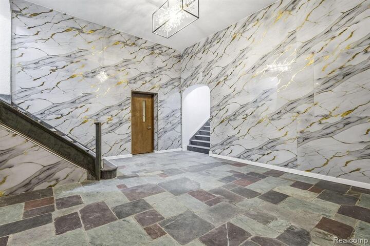 Property Photo: 3295 Rochester Street 2 MI 48206