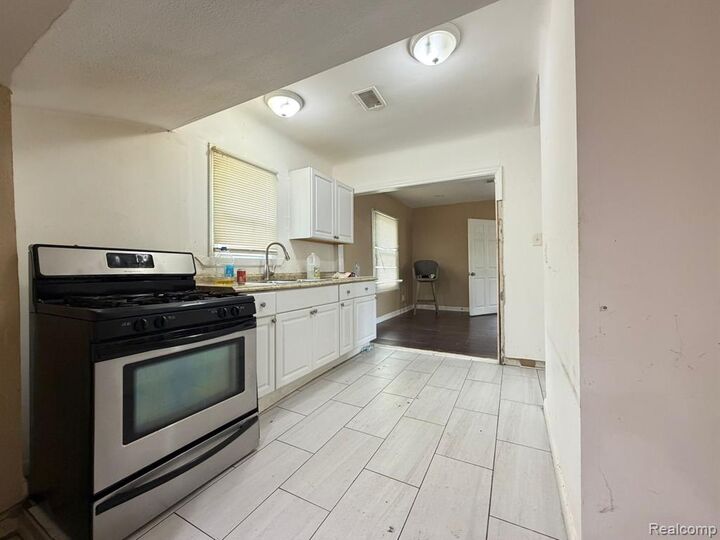 Property Photo: 14960 Littlefield Street MI 48227 5600