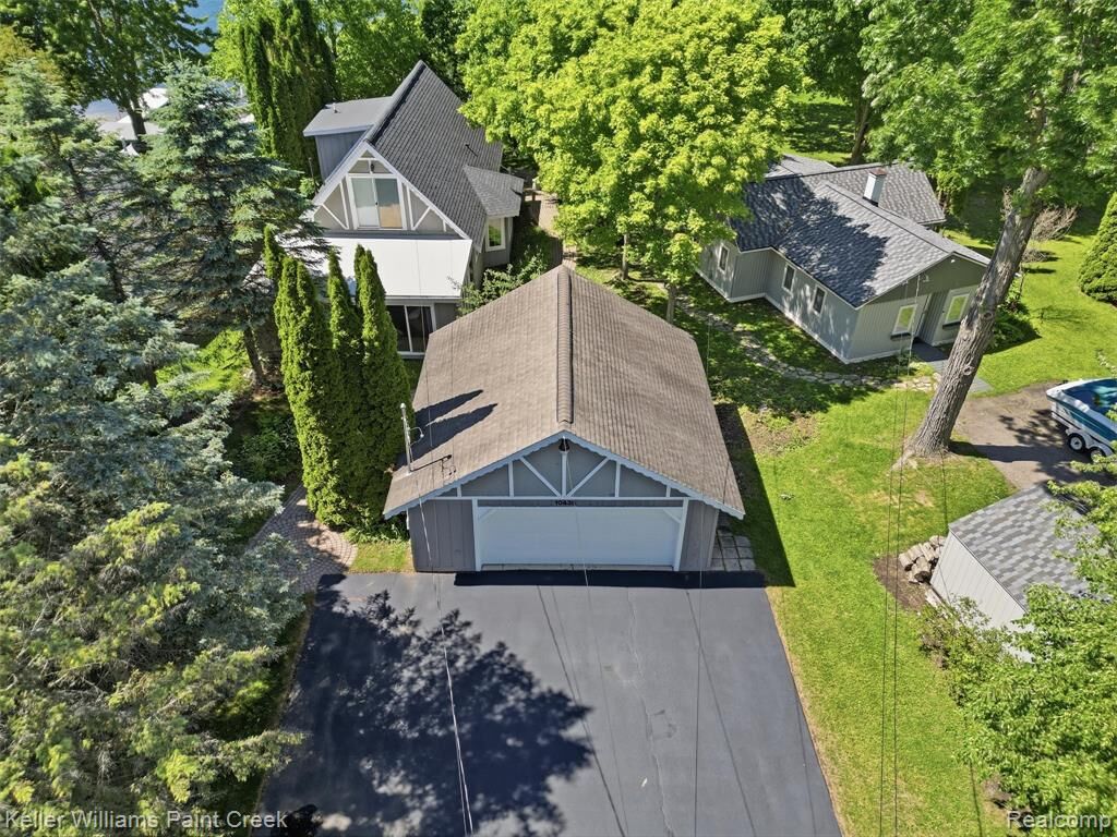 Property Photo:  10435 Spring Street  MI 48430 2464 