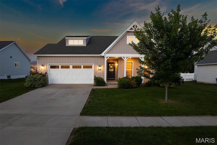 Property Photo: 1701 Canopy Crest Circle IL 62226