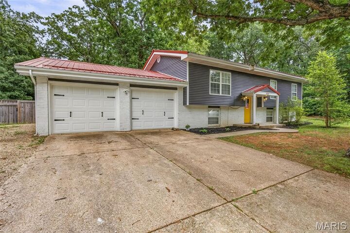 Property Photo: 322 Saint Pierre Street MO 63628