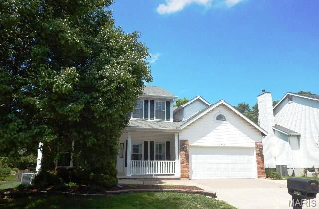 Property Photo: 7377 Little Oaks Drive 17F MO 63368
