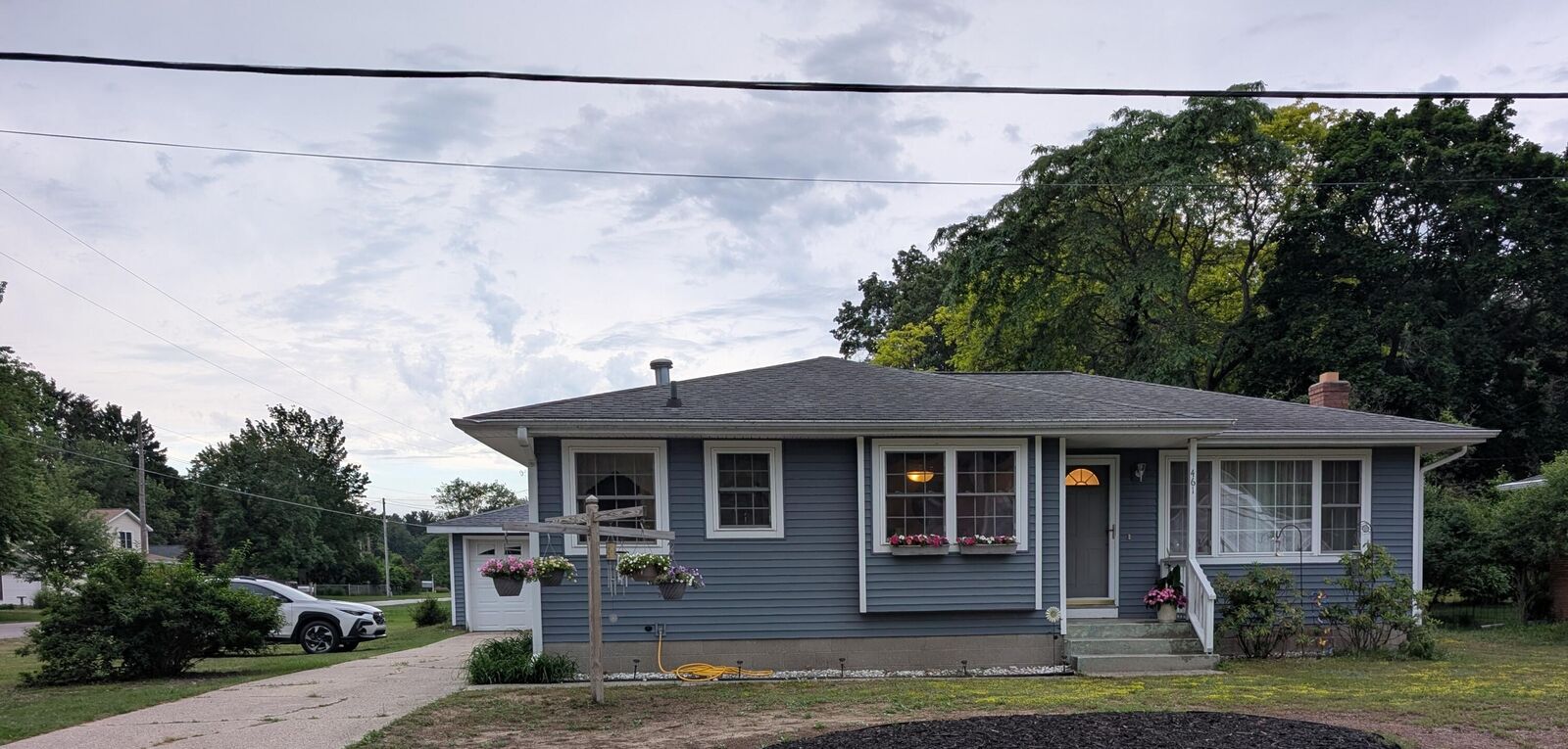 Property Photo: 461 W Hile Road MI 49441