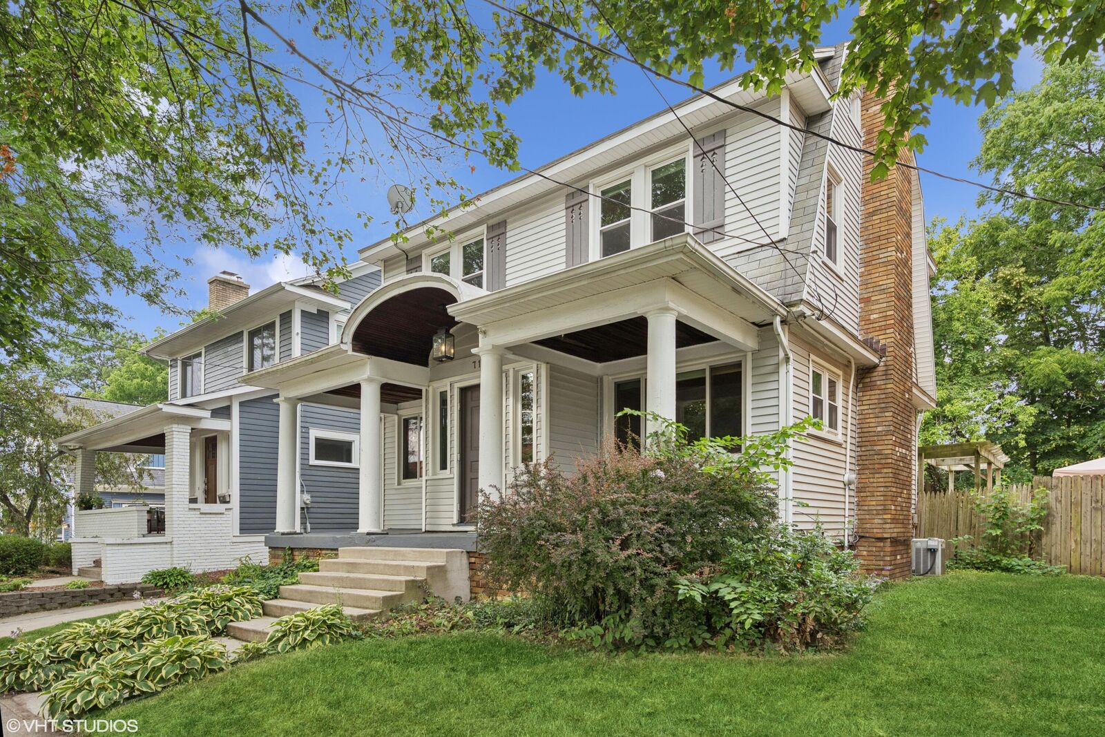 Property Photo:  715 Gladstone Drive SE  MI 49506 
