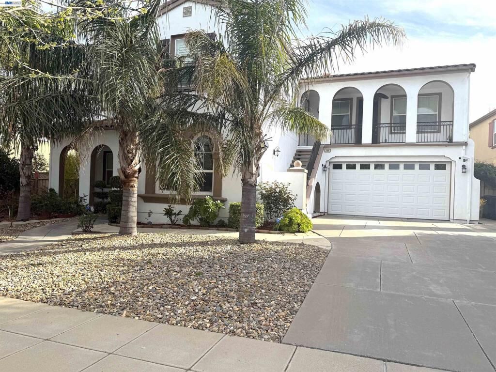 Property Photo: 726 S Escuela Dr CA 95391