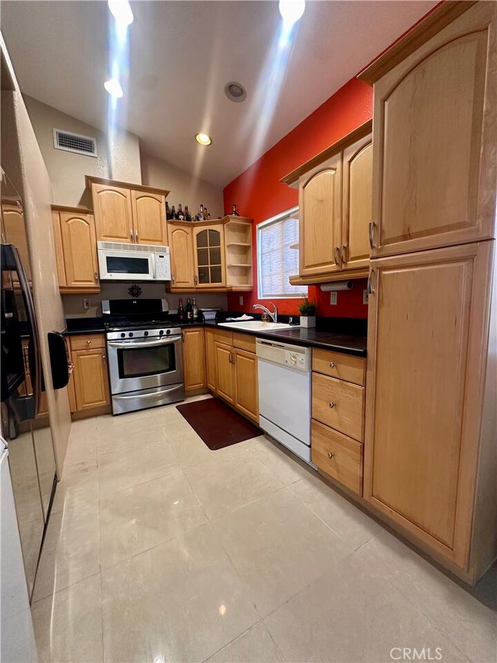 Property Photo: 17466 Haynes CA 92530