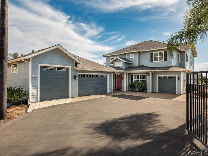 Property Photo:  31899 Calle De Talar  CA 92003 
