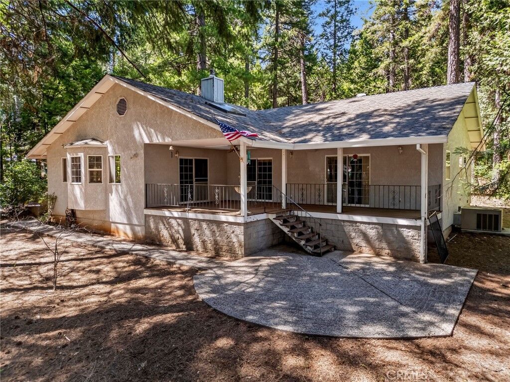 Property Photo: 6463 Hollywood CA 95954