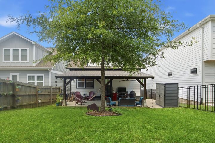 Property Photo: 2507B Solon Dr TN 37206