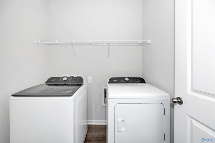 Property Photo: 125 Gypsy Way AL 35773