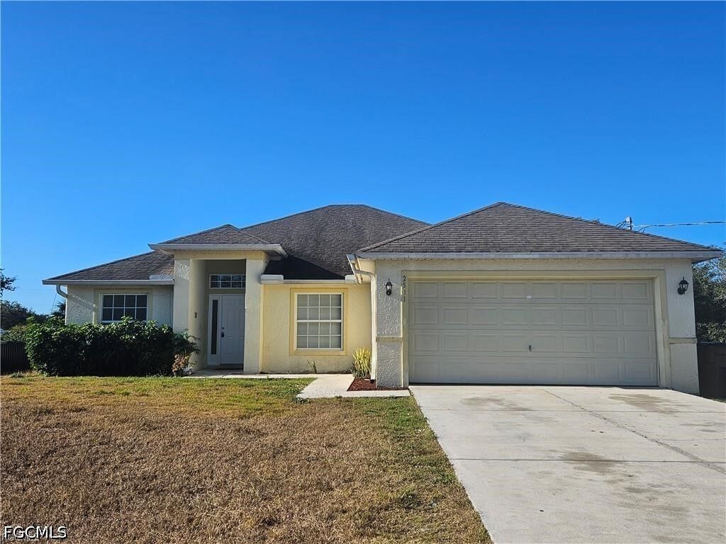 Property Photo:  2511 Sunniland Boulevard  FL 33971 