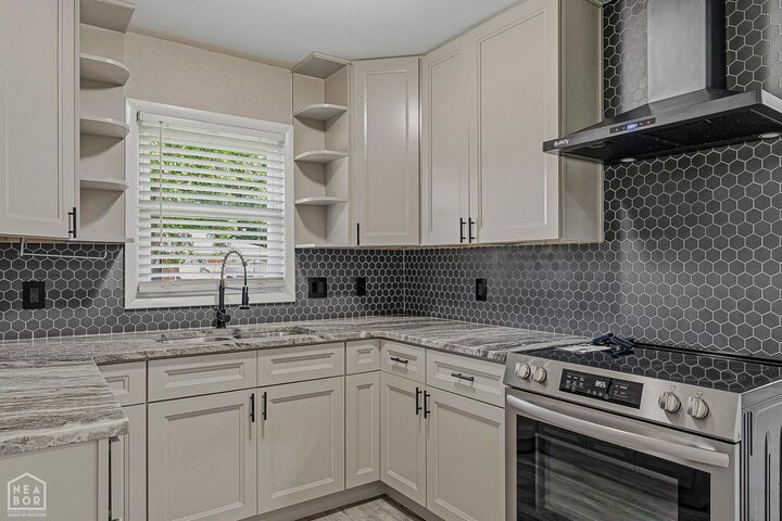 Property Photo:  901 N Parkside Street  AR 72315 