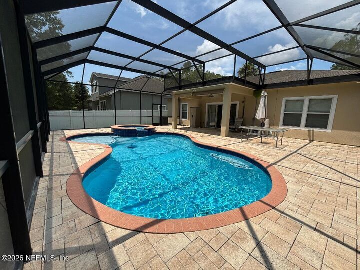 Property Photo: 11337 Glenlaurel Estates Drive FL 32257