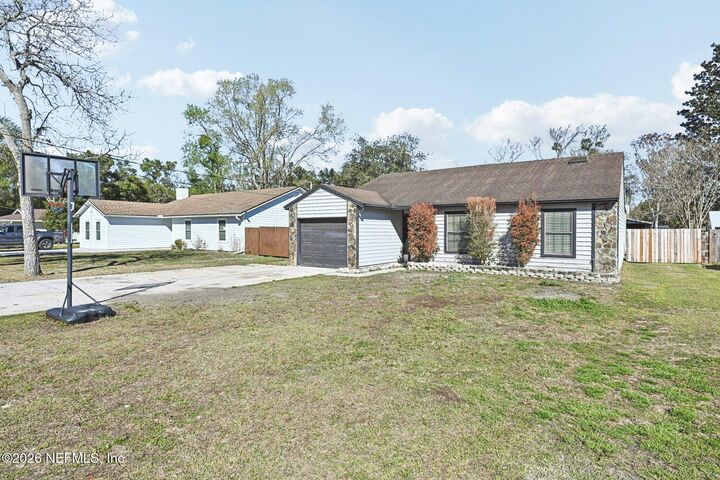 Property Photo: 12717 Allport Road FL 32258