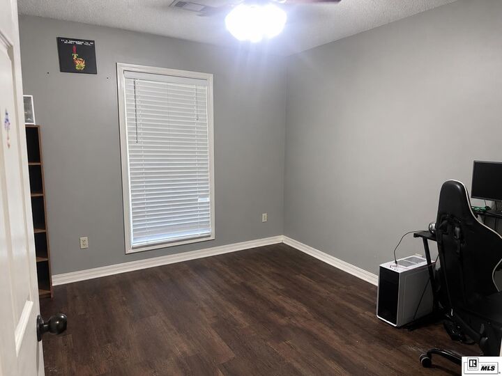 Property Photo:  403 Crystal Drive  LA 71291 