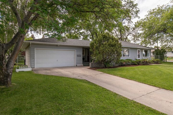 Property Photo: 1805 5th Avenue MT 59601