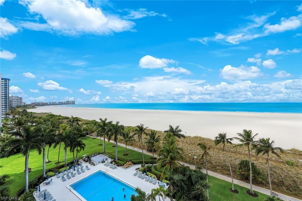 Property Photo:  140 Seaview Ct 803N  FL 34145 