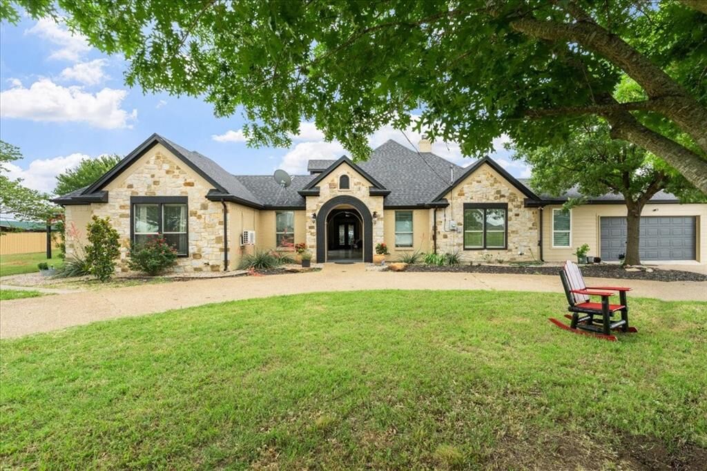 Property Photo:  3795 Fm 66  TX 75167 