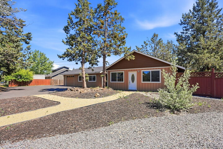Property Photo:  1975 NE Butler Market Road  OR 97701 