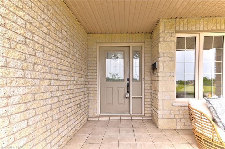 Property Photo: 413 Falconridge Drive ON N2K 4H9