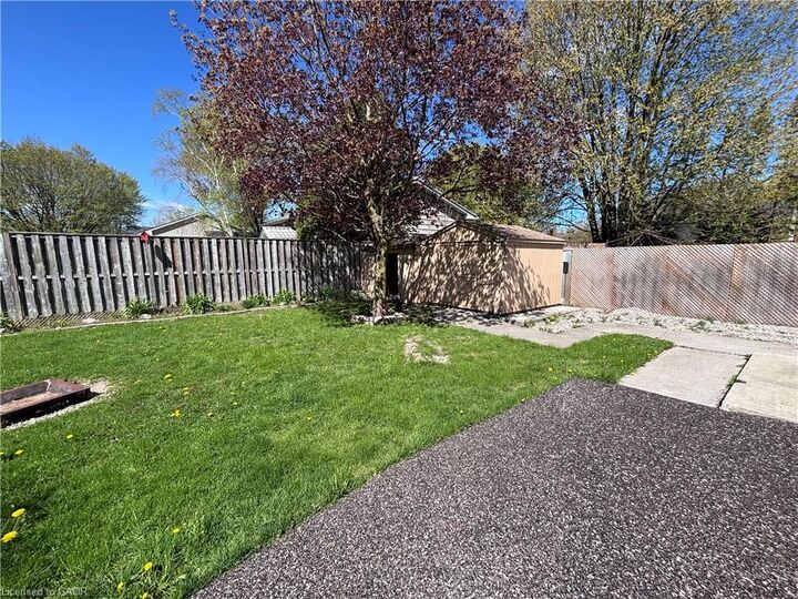 Property Photo:  180 McNab Street  ON N5A 1Z4 