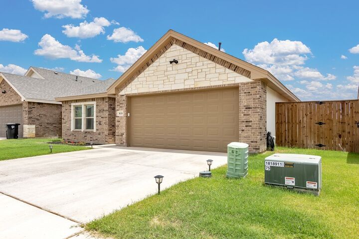 Property Photo: 8634 Fortuna Crt TX 79765