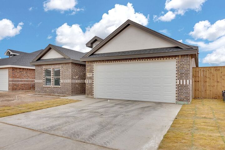 Property Photo: 8633 Pamplona Pl TX 79765