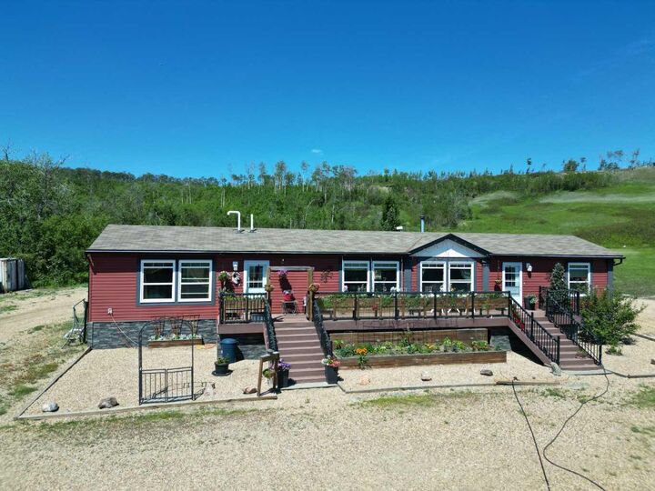 63072 Township Road 733.3 — photo 1