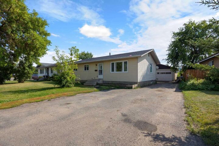 105 Hill Drive — photo 1
