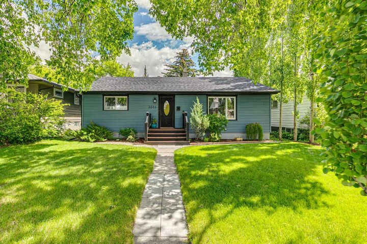 Property Photo: 3016 29 Street SW AB T3E 2L1