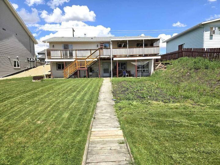 Property Photo: 5039 56 Street E AB T4G 1R3