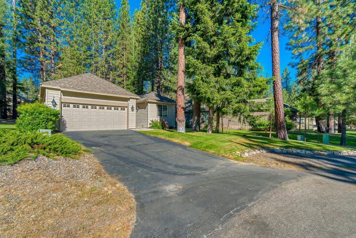 Property Photo: 38 Oak Court CA 96103