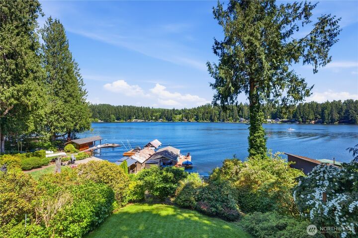 Property Photo: 2109 SW Lake Roesiger Road WA 98200