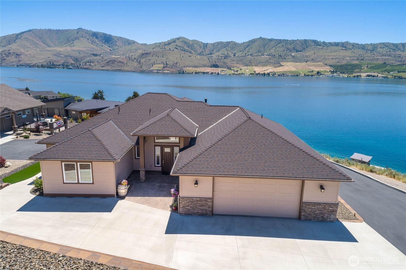 Property Photo:  229  Apple Avenue  WA 98816 