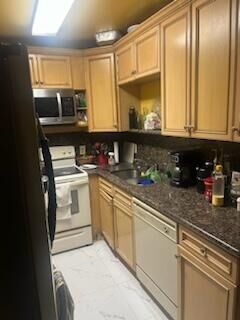 Property Photo: 4638 Perth Road 4638 FL 33415