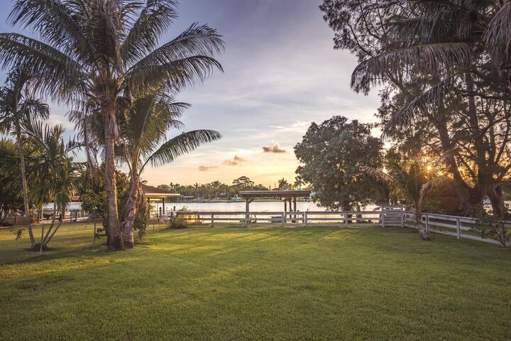 Property Photo:  6563 Paul Mar Drive  FL 33462 