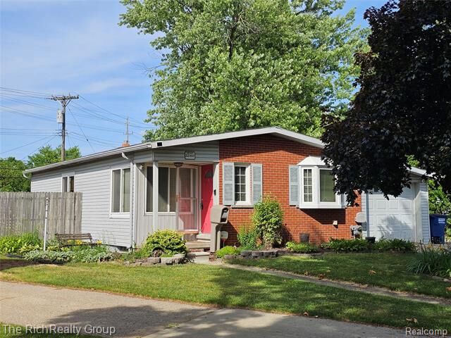 Property Photo: 33900 Beechnut Street MI 48186