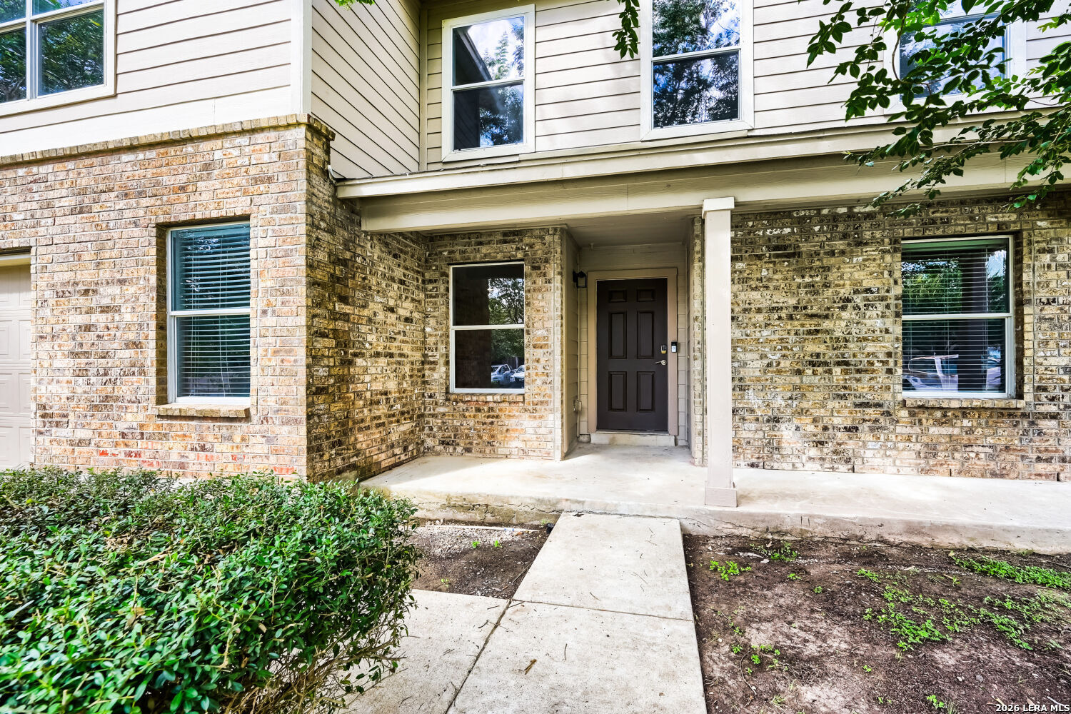Property Photo:  117 Gatewood Clf  TX 78108 