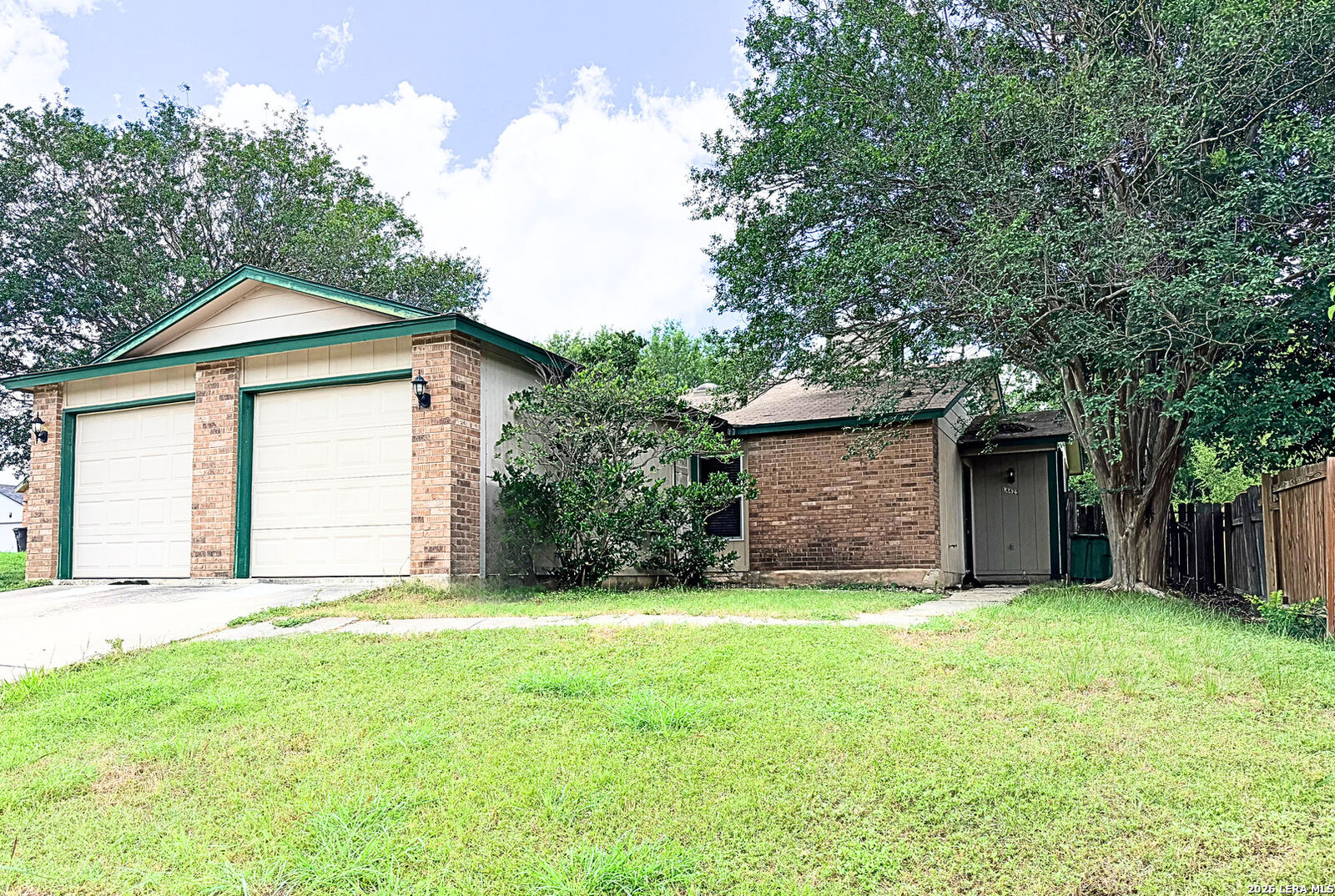 Property Photo:  14425 Waddesdon Bluff  TX 78233 