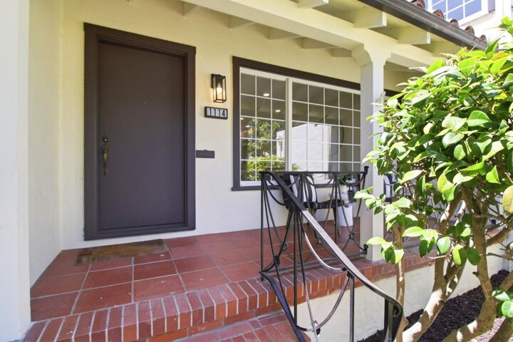 Property Photo:  1114 Palm Avenue  CA 94401 
