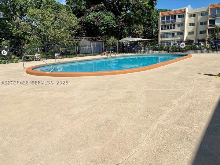 Property Photo: 2301 NW 41st Ave 302 FL 33313