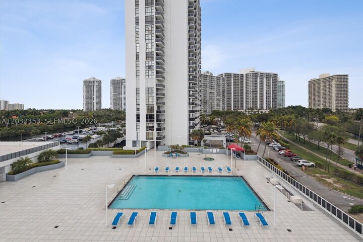 Property Photo:  3625 N Country Club Dr 603  FL 33180 