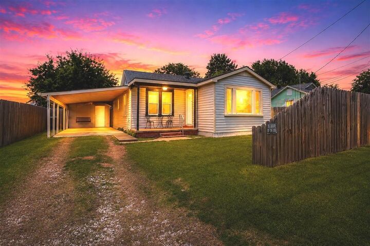 Property Photo: 617 Sycamore Street LA 70601