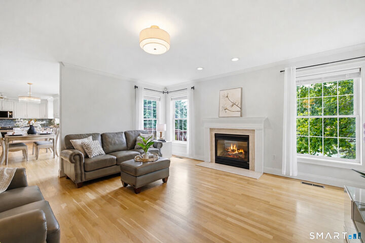 Property Photo:  136 Talcott Ridge Road  CT 06074 