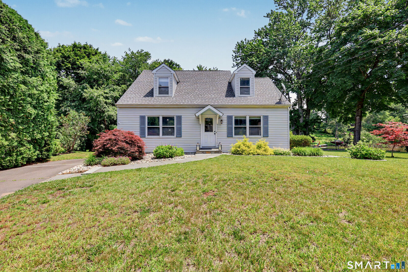 Property Photo:  8 Apple Blossom Lane  CT 06811 