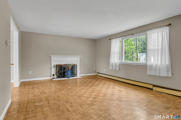 Property Photo: 7 Rhonda Lane CT 06359