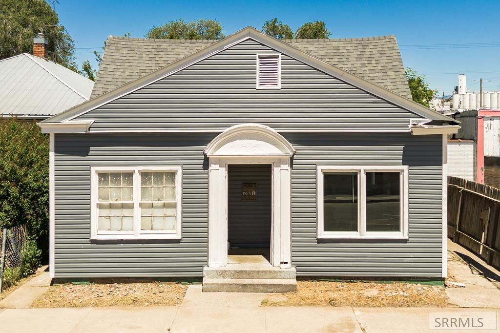 Property Photo: 716 N Main Street ID 83204