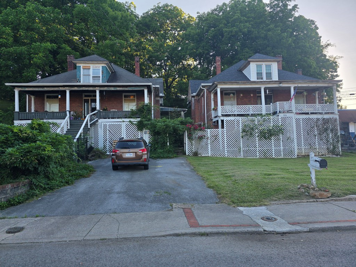 Property Photo: 711 Virginia Avenue VA 24605